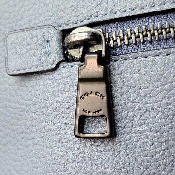 Coach Pebbled Leather Backpack – Light Blue – Excellent Condition - Picture 4 of 5